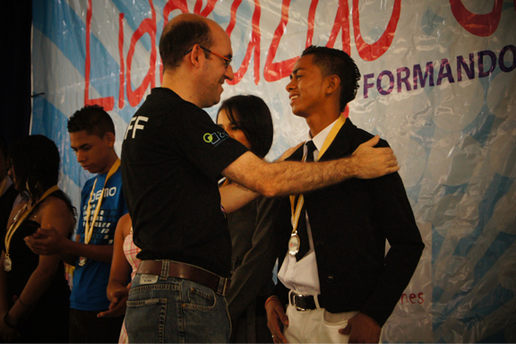 Entrevista a Jos� Rodr�guez Parmo, director CESAL Honduras