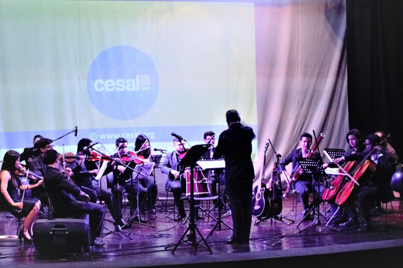 Foto de Orquesta Sinf�nica durante concierto navide�o