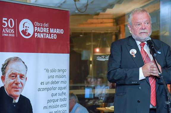 Cinco d�cadas trabajando para mejorar la comunidad