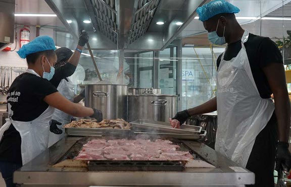 coronavirus; emergencia; salud; CESAL; dona; voluntariado Gastrolab Villaverde Madrid