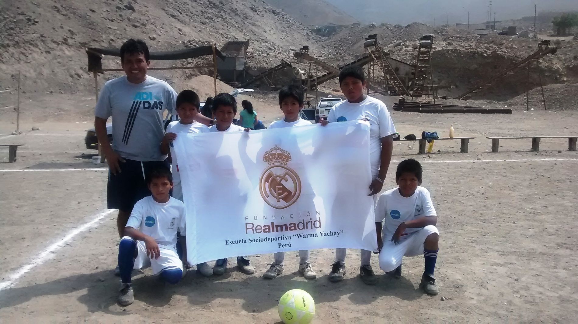 Florentino P�rez en Huachipa Per�