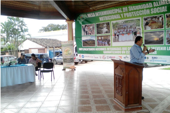 Presentaci�n en la II Feria Honduras