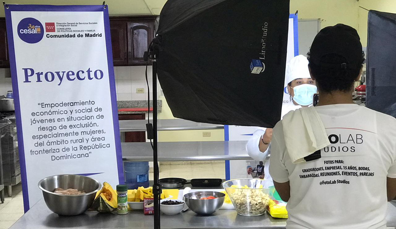 Activaci�n de cursos virtuales en Dominicana