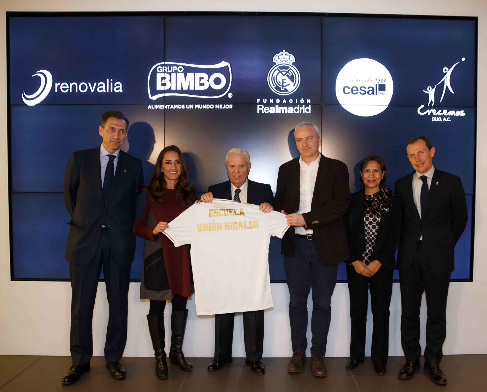 Renovaci�n Escuela Sociodeportiva Aerogubi�os M�xico