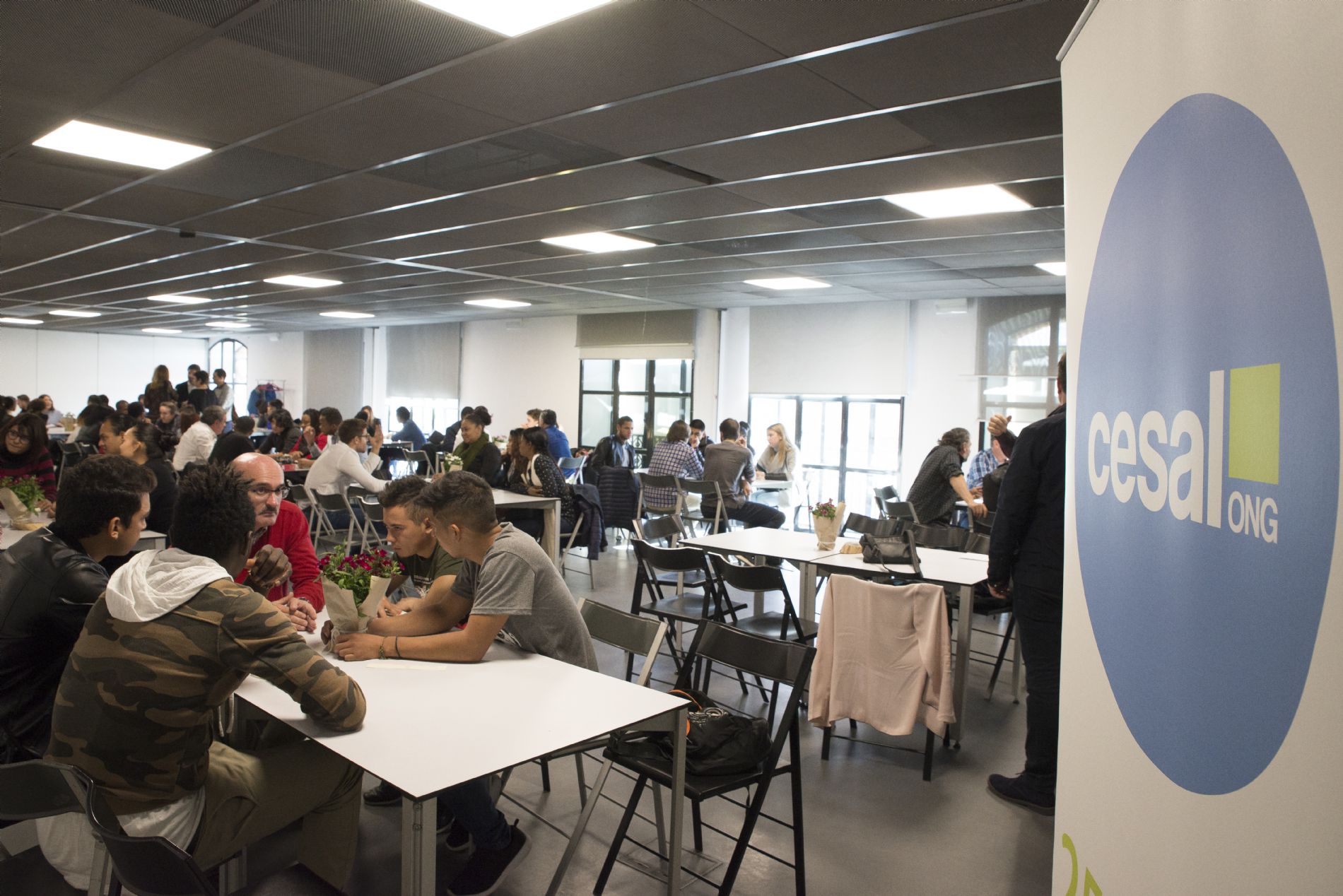 j�venes formaci�n CESAL vulnerables