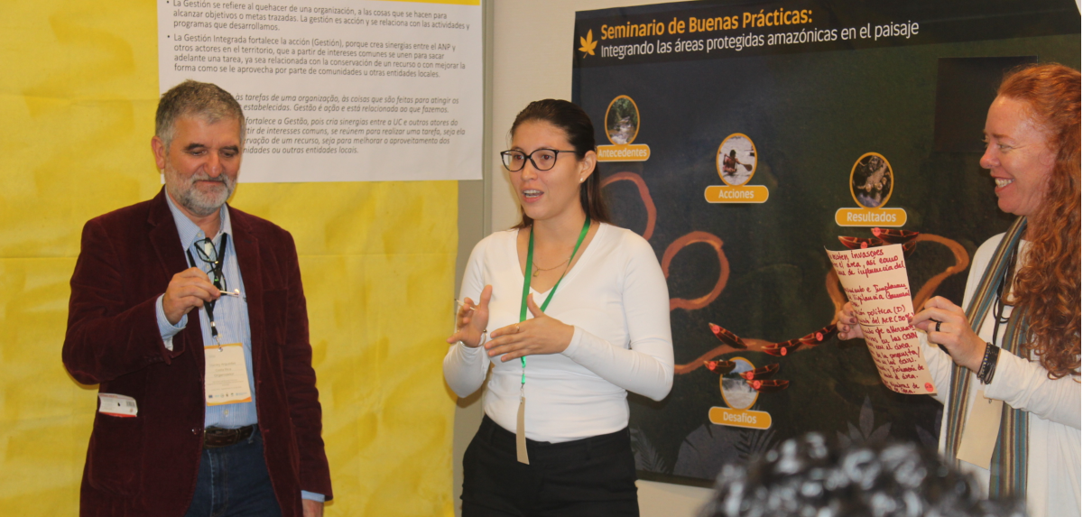 Im�genes de nuestro trabajo el d�a del Seminario