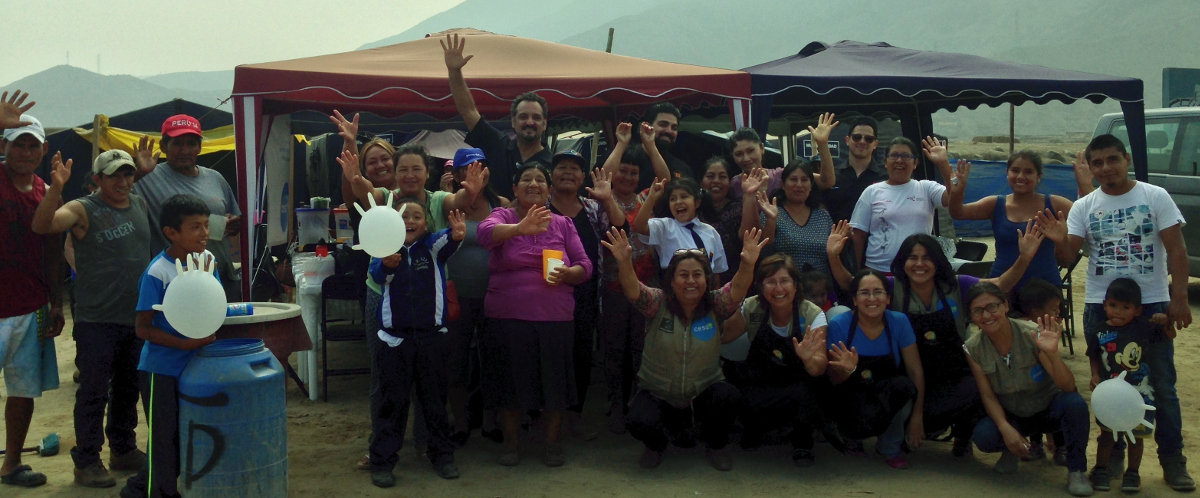 Foto grupal asentamiento carapongo