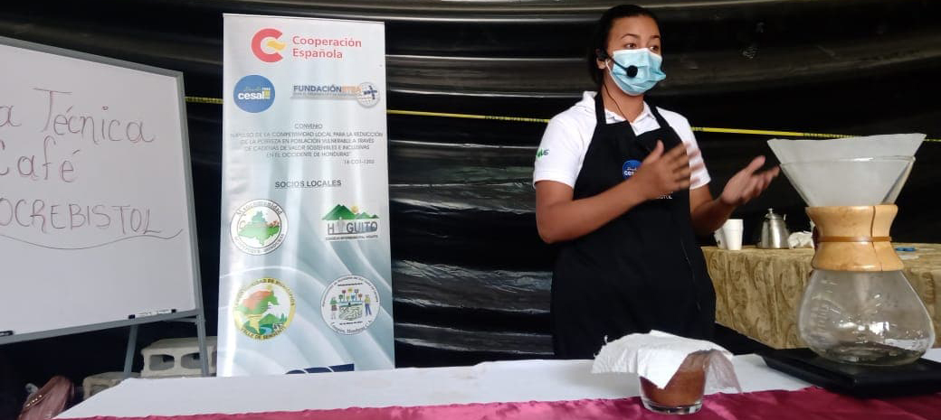 Miriam Gonzales Clausura del Taller de cataci�n y barismo