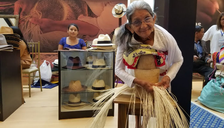 EL PROYECTO DE SOMBREROS DE PAJA TOQUILLA RECIBE EL PREMIO NACIONAL POR SU APORTE AL TURISMO EN ECUADOR